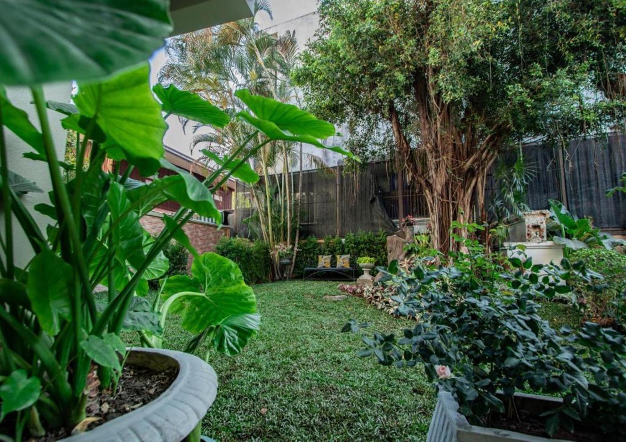 Eurana Boutique Hotel Τσιάνγκ Μάι Εξωτερικό φωτογραφία